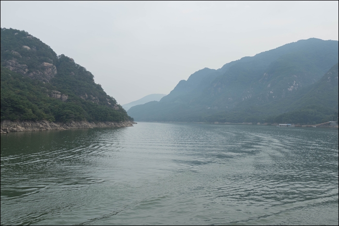 충주호물결-1070179.jpg
